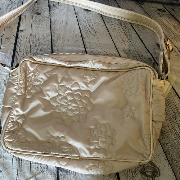 Stella McCartney LeSportsac NWT blush snap in pouch dust bag - Picture 2 of 10